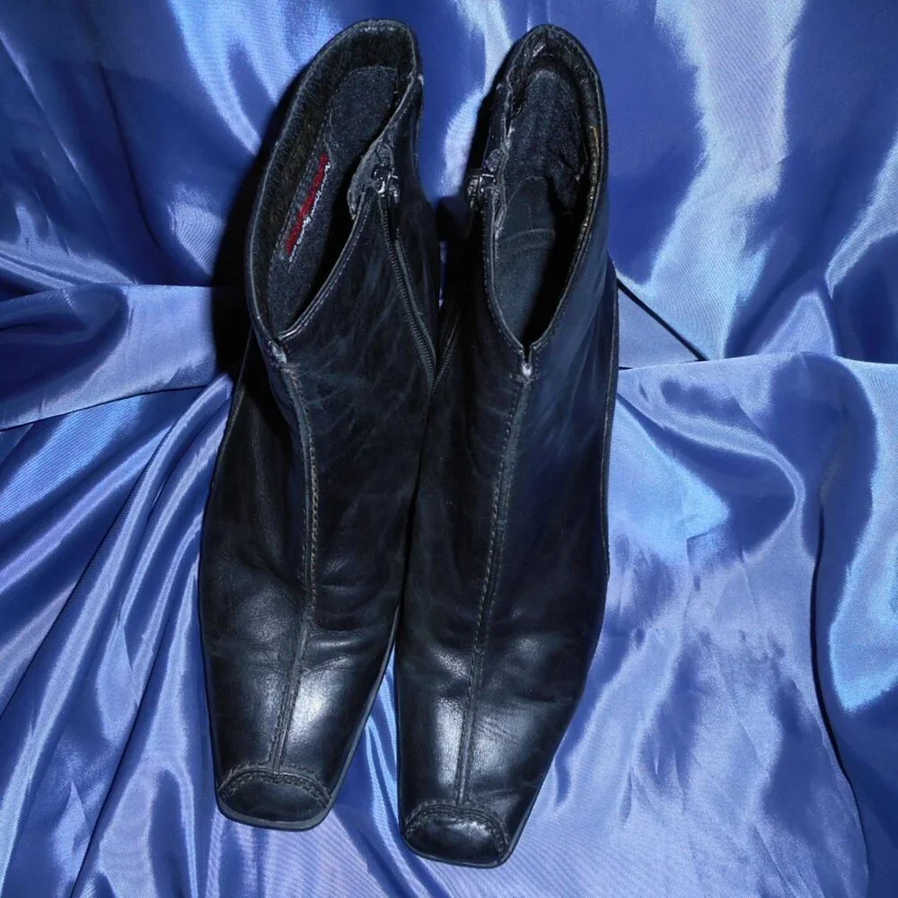 Infinity Booties - Picture 6 of 8